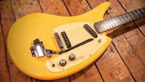 eastwood banana guitar