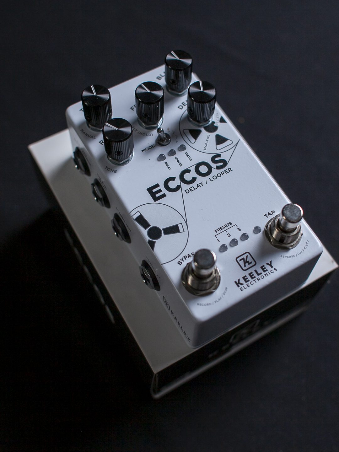 ECCOS Delay Looper - Keeley Electronics Guitar Effects Pedals