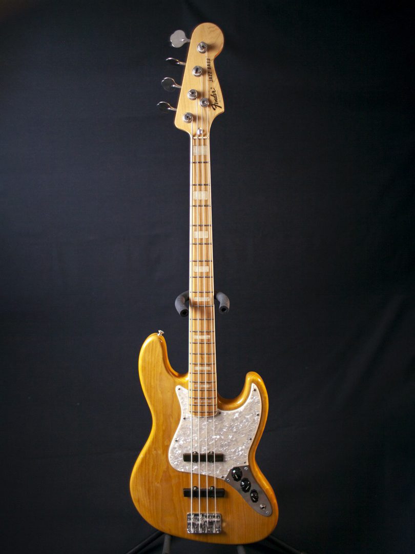 1996 Fender Jazz Bass 01