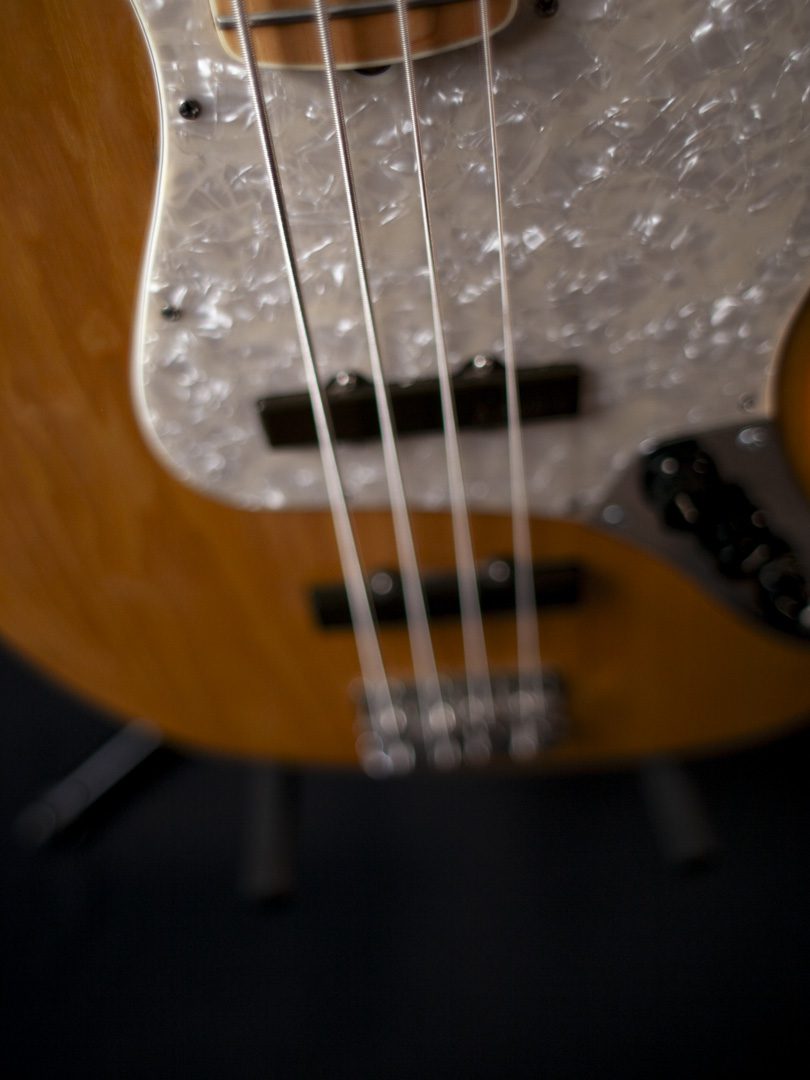 1996 Fender Jazz Bass 09